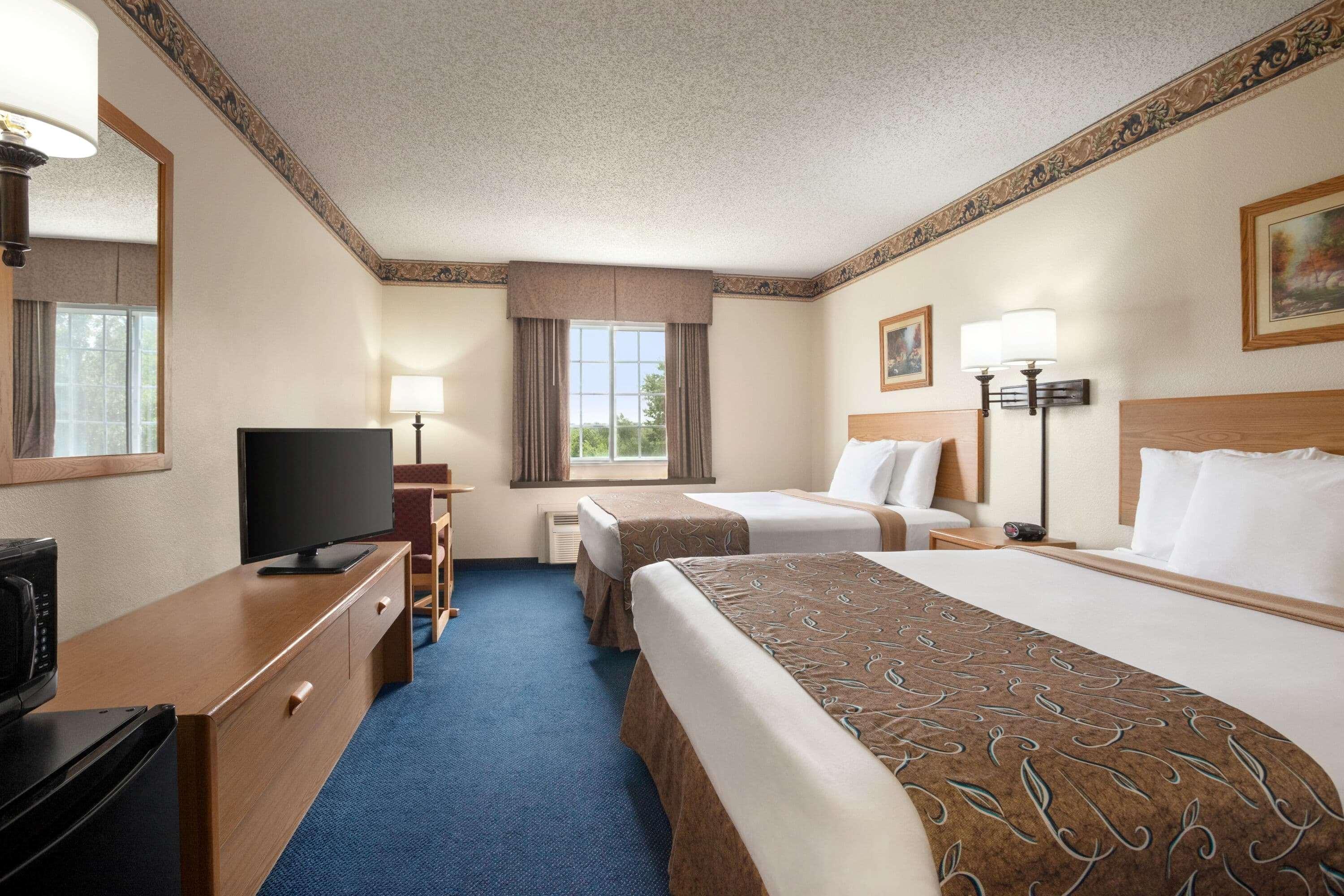 ทราเวลลอดจ์ ฟอร์ต สกอตต์ Hotel Fort Scott ภายนอก รูปภาพ