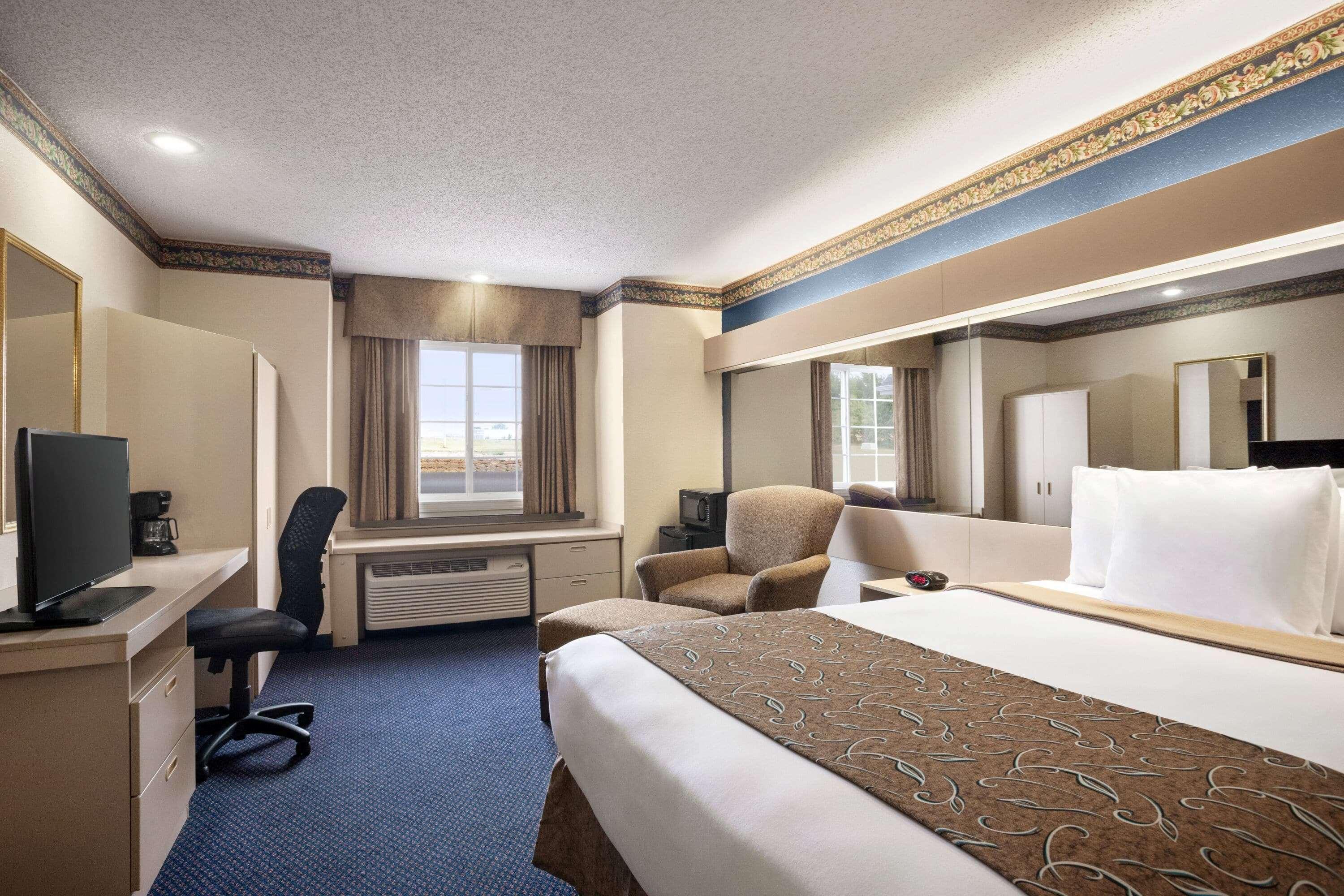 ทราเวลลอดจ์ ฟอร์ต สกอตต์ Hotel Fort Scott ภายนอก รูปภาพ