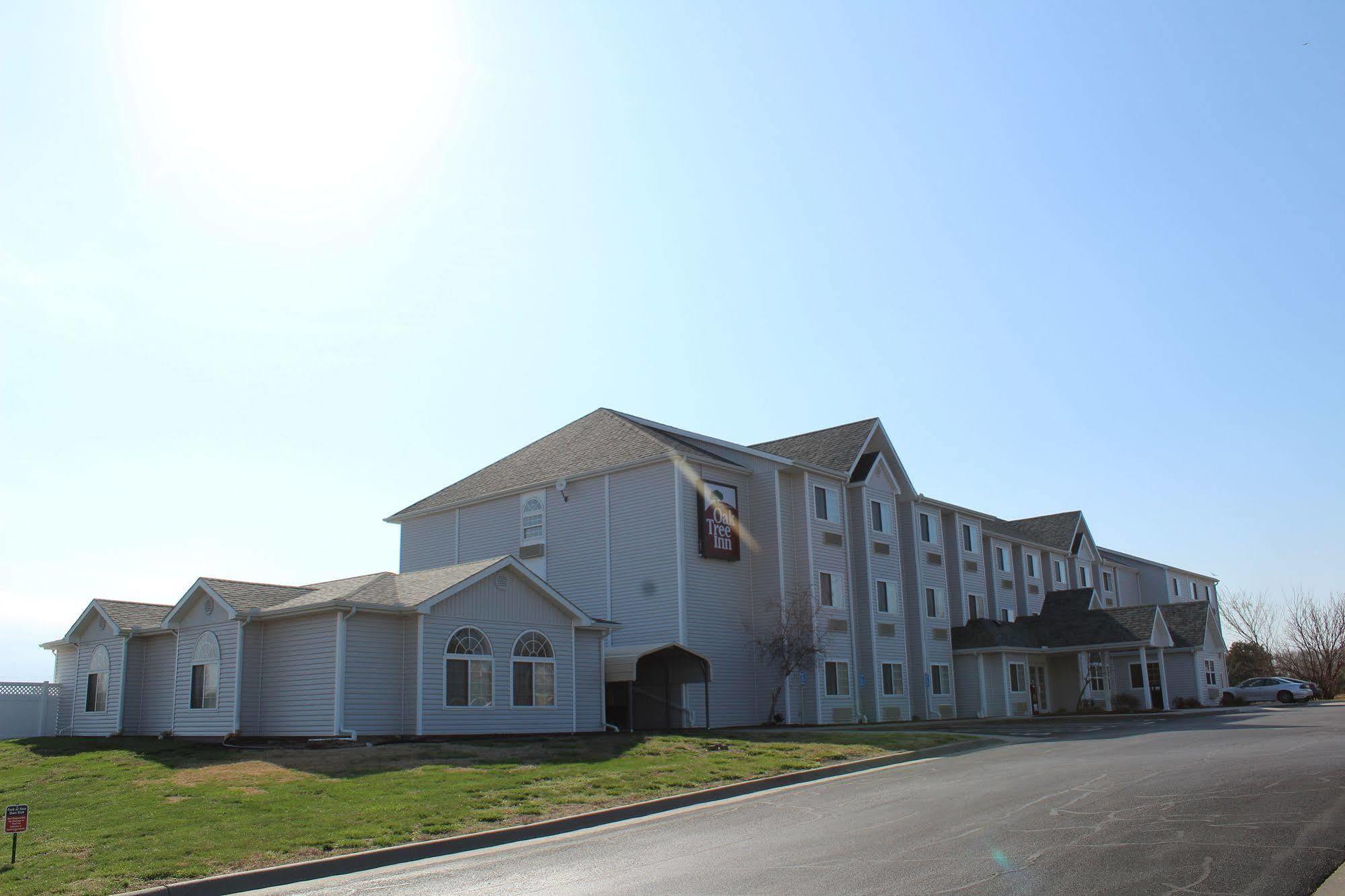 ทราเวลลอดจ์ ฟอร์ต สกอตต์ Hotel Fort Scott ภายนอก รูปภาพ
